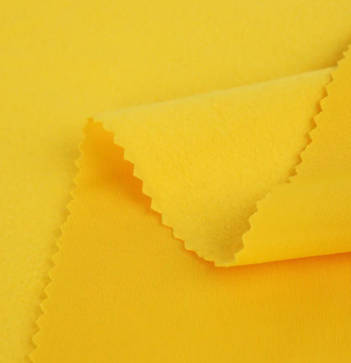 Superpoly Knitting Tricot Brushed Fabric: 혁신적인 섬유 기술의 부드러운 터치